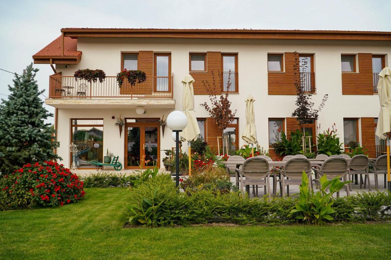 Paleus Resort Екстер'єр фото